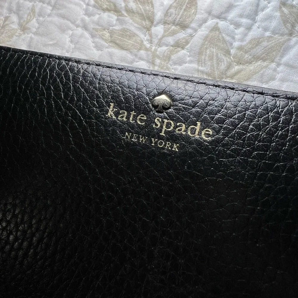 Kate Spade Continental Black Leather Zip Wallet, Classic Minimalist 90s